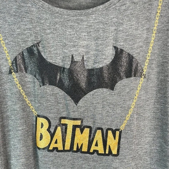 BATMAN Bling Graphic T-shirt Grey Dropped Shoulder Half Sleeve Halloween Size M - Picture 3 of 12